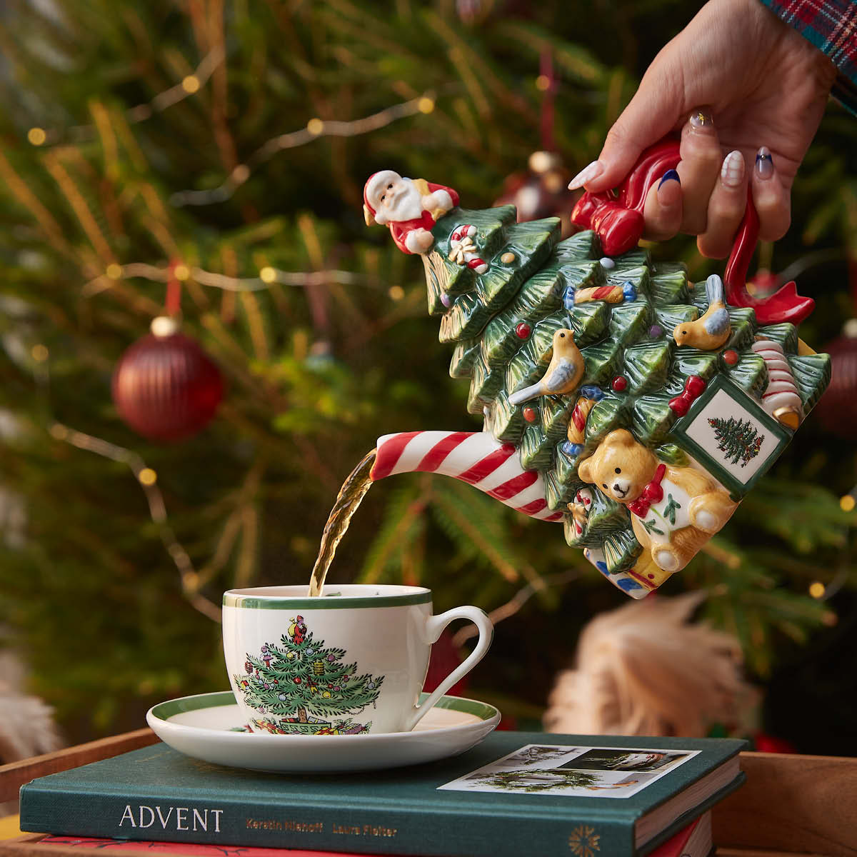 Christmas Tree Teapot image number null